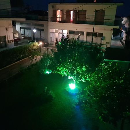 Magdalinos Apartments Nea Skioni Exterior foto